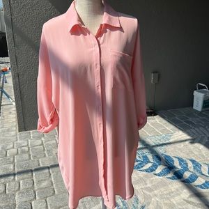 Long light polyester collar button up cuff sleeve with button